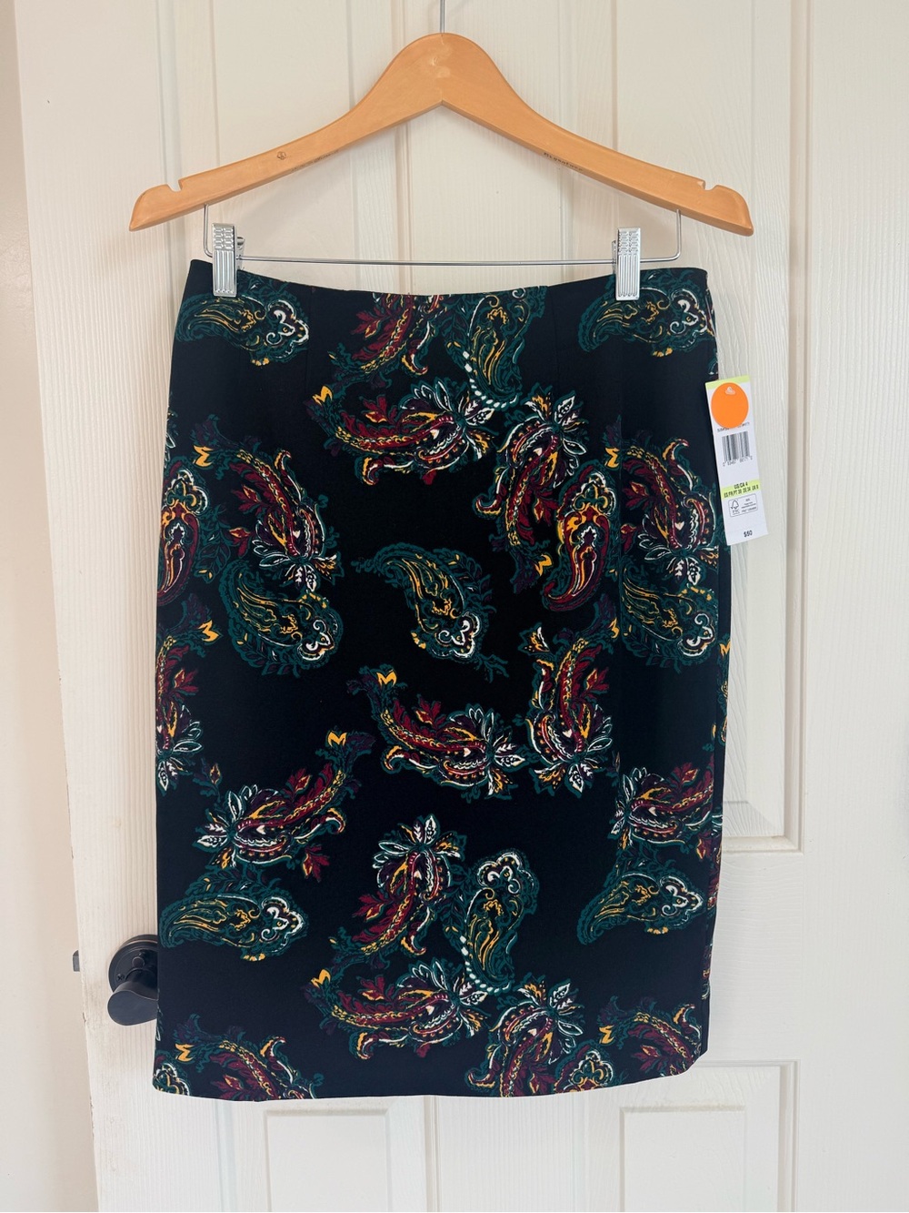 BRAND NEW Evan Picone Black Paisley Pencil Skirt with Green and Burgundy Accents